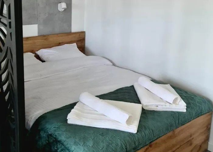 公寓 Apartament Przy Teatralce Dabrowskiego 30a With Balcony And Free Parking *